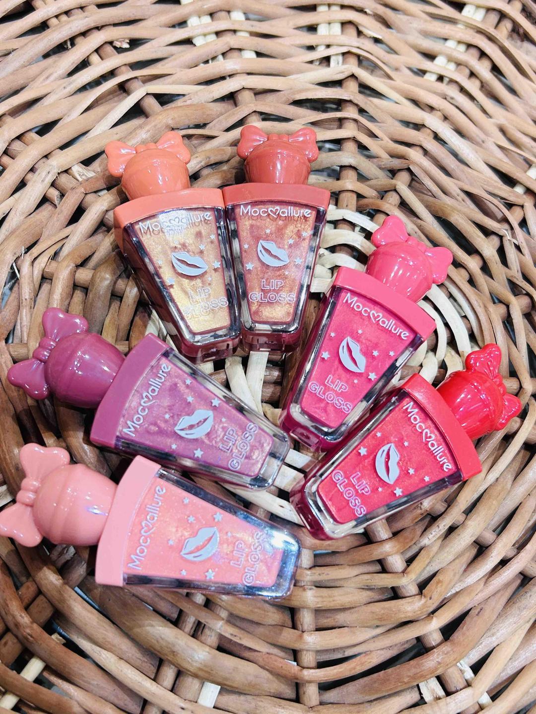 Velvet Glossy Lip Gloss